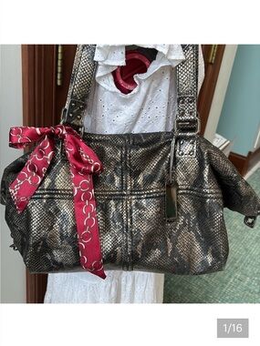 Botkier  snake skin leather shoulder bag  satchel Black/silver metallic like new